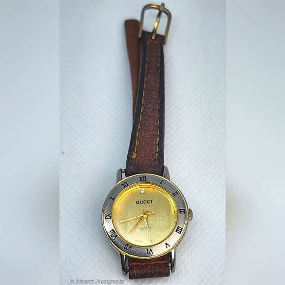 GUCCI watch - Picture 1 of 16